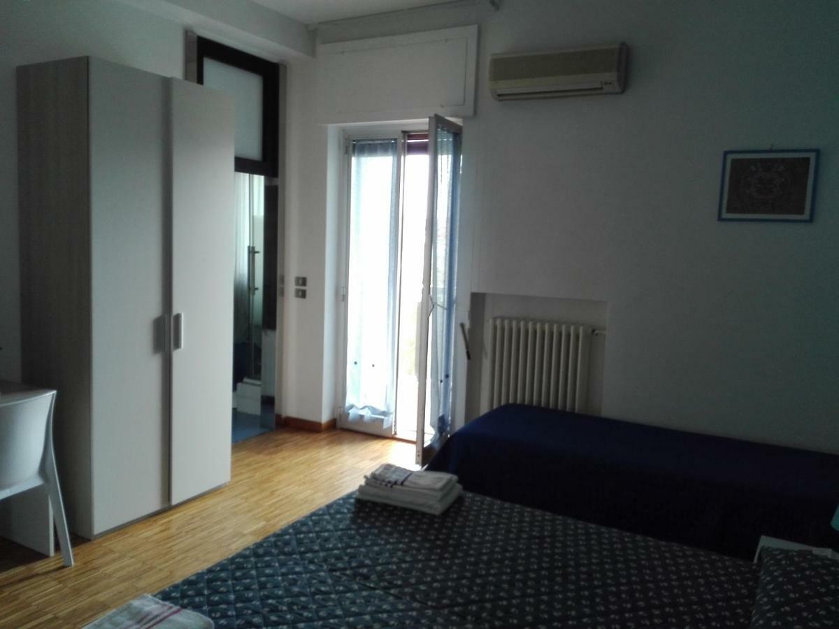 B&B Dos Almas Bari Exterior photo