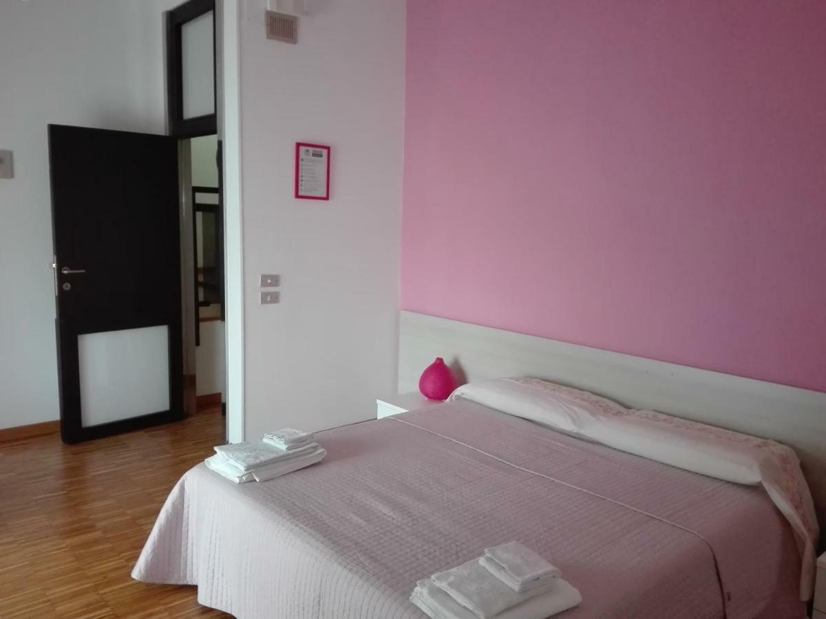 B&B Dos Almas Bari Exterior photo